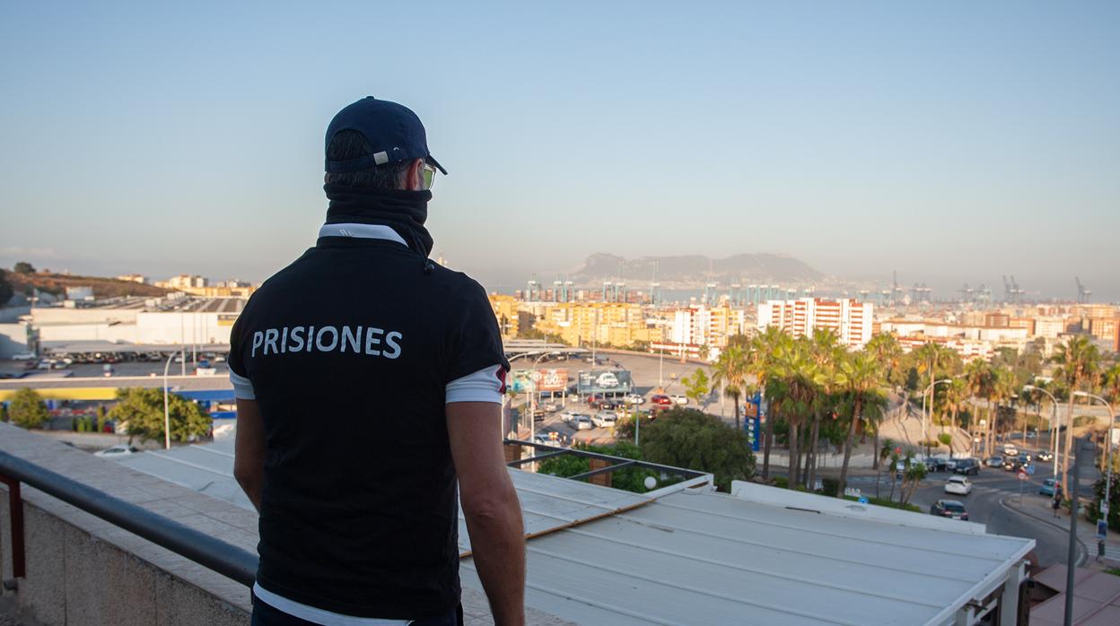 Miguel, funcionario de prisiones en Botafuegos y miembro de «Tu Abandono Me Puede Matar»