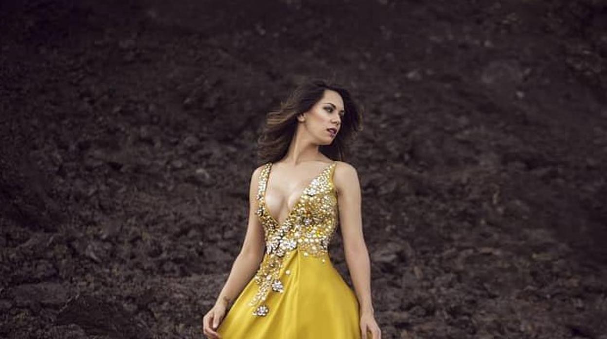 Cartel del concurso de belleza 2019