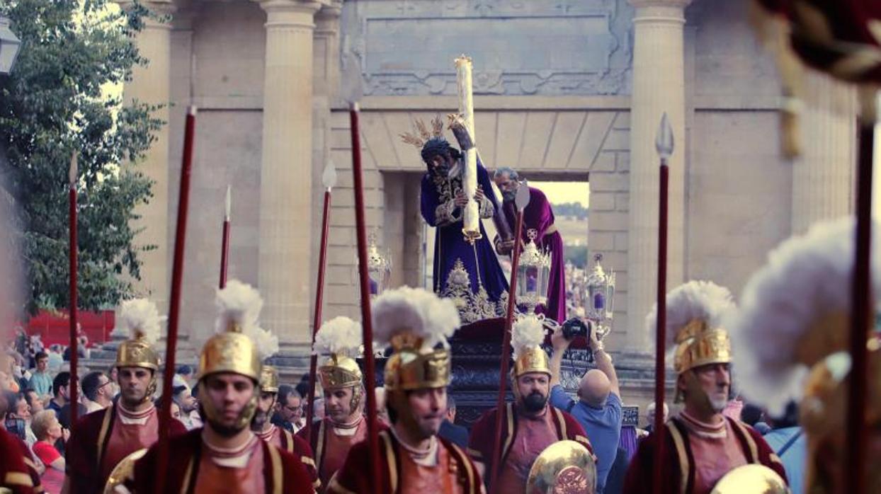 El Nazareno de Castro del Río en la carrera oficial