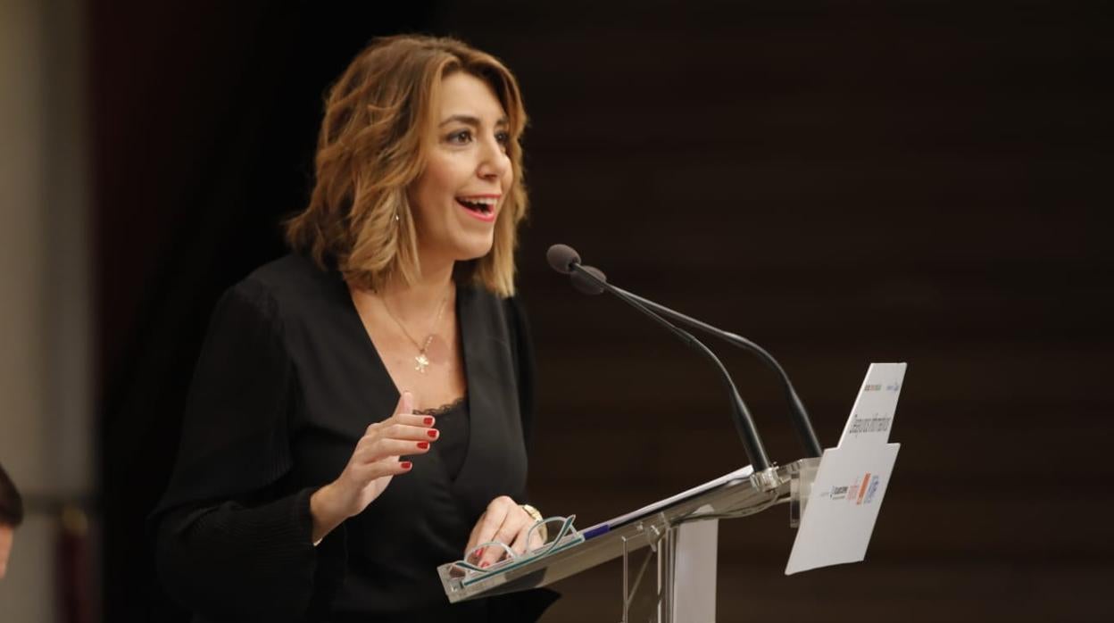 La secretaria general del PSOE andaluz, Susana Díaz, en el desayuno informativo celebrado este lunes en Sevilla