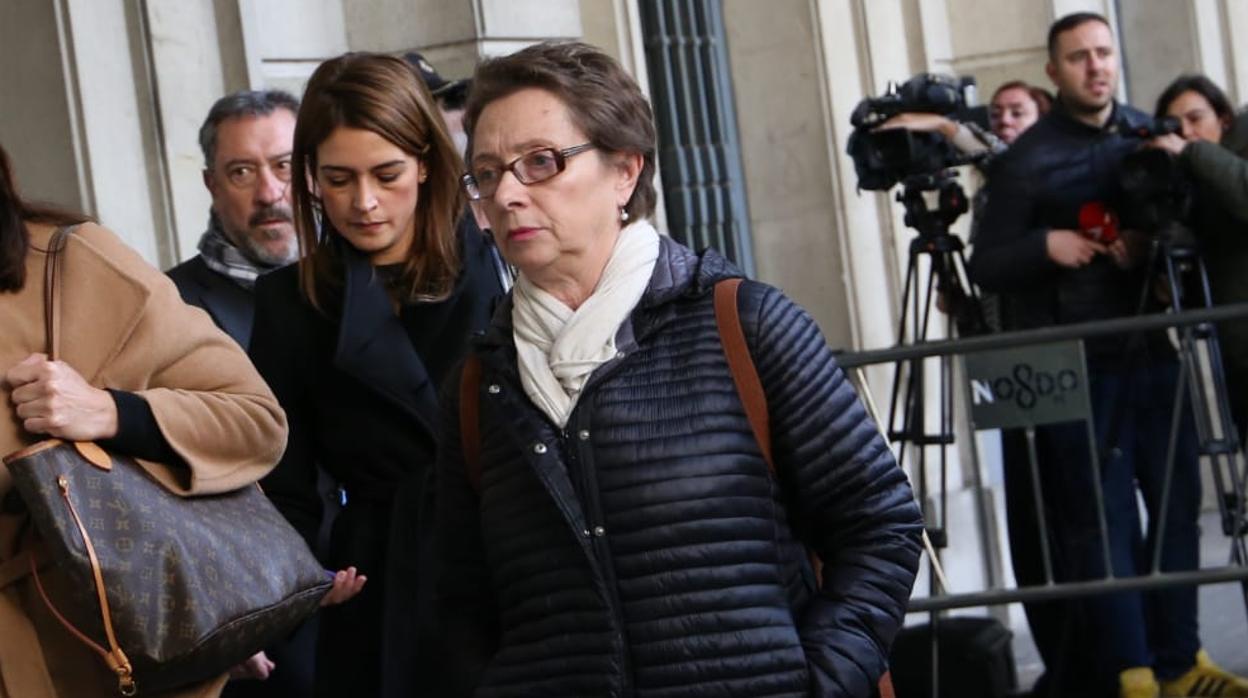 La exconsejera de de Economía y Hacienda Carmen Martínez Aguayo ha sido condenada a seis años de prisión