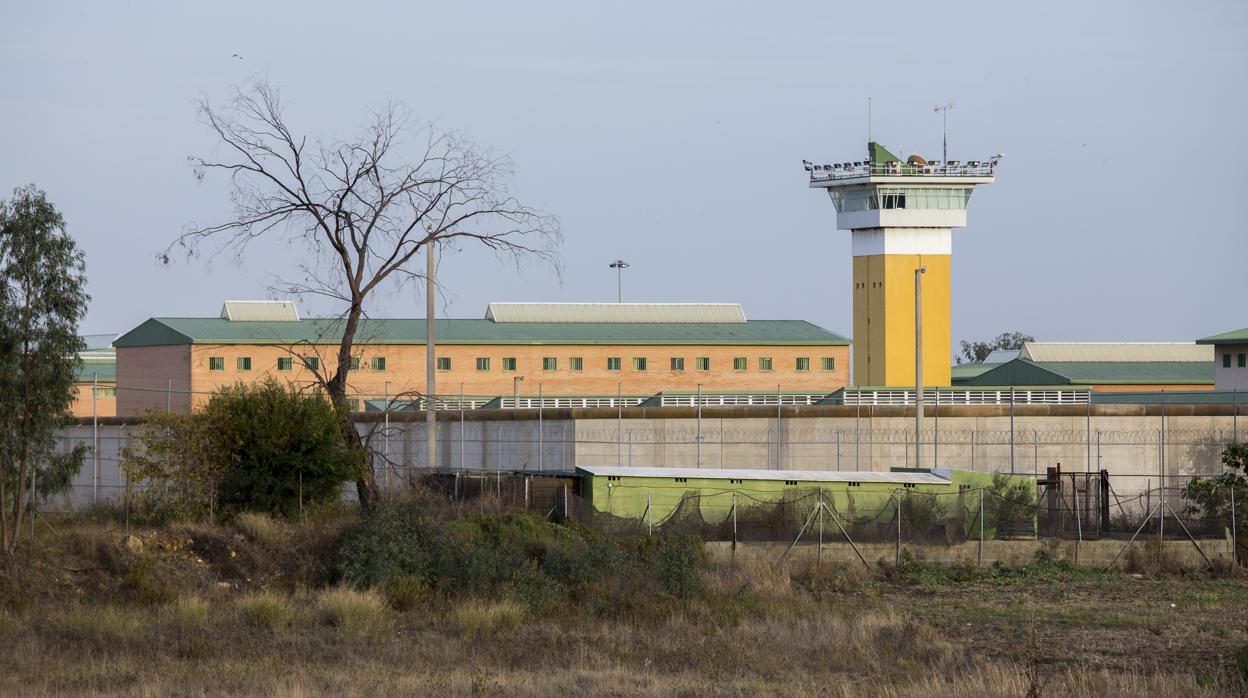 Vista extterior de la centro penitenciario de Huelva