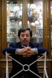 Miguel Ángel Caracuel: «Si no eres humano, no eres médico. Eres científico»