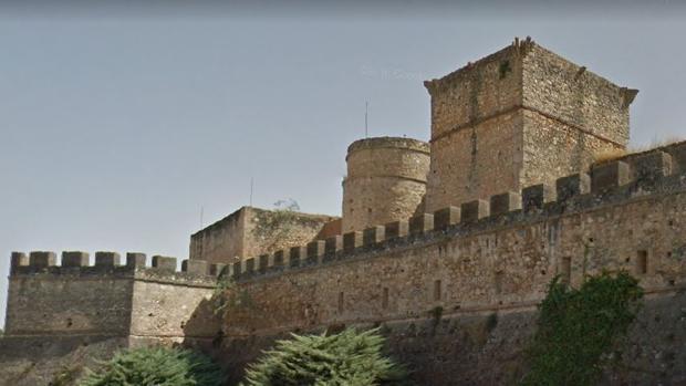 Caen partes de la milenaria muralla de Niebla a causa del temporal de lluvia y viento