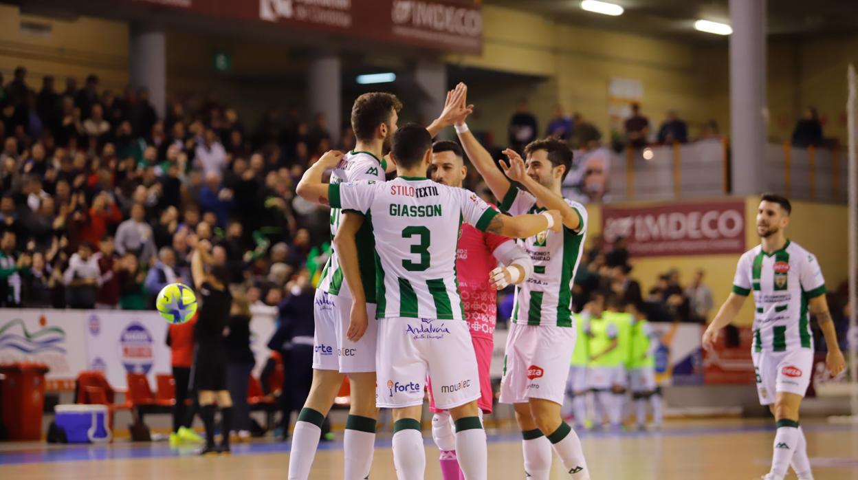 Los jugadores del Córdoba Patrimonio de la Humanidad en el último partido en Vista Alegre de 2019