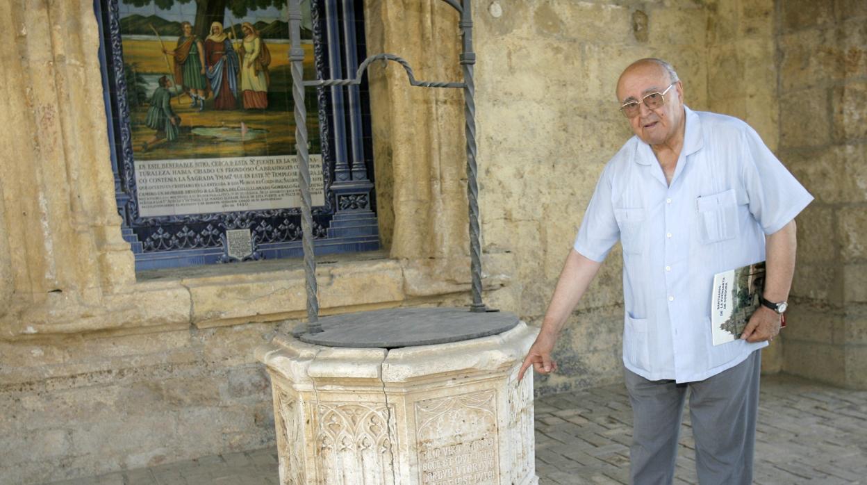 Antonio Navarro, en el Pocito de la Fuensanta, en una imagen de 2006