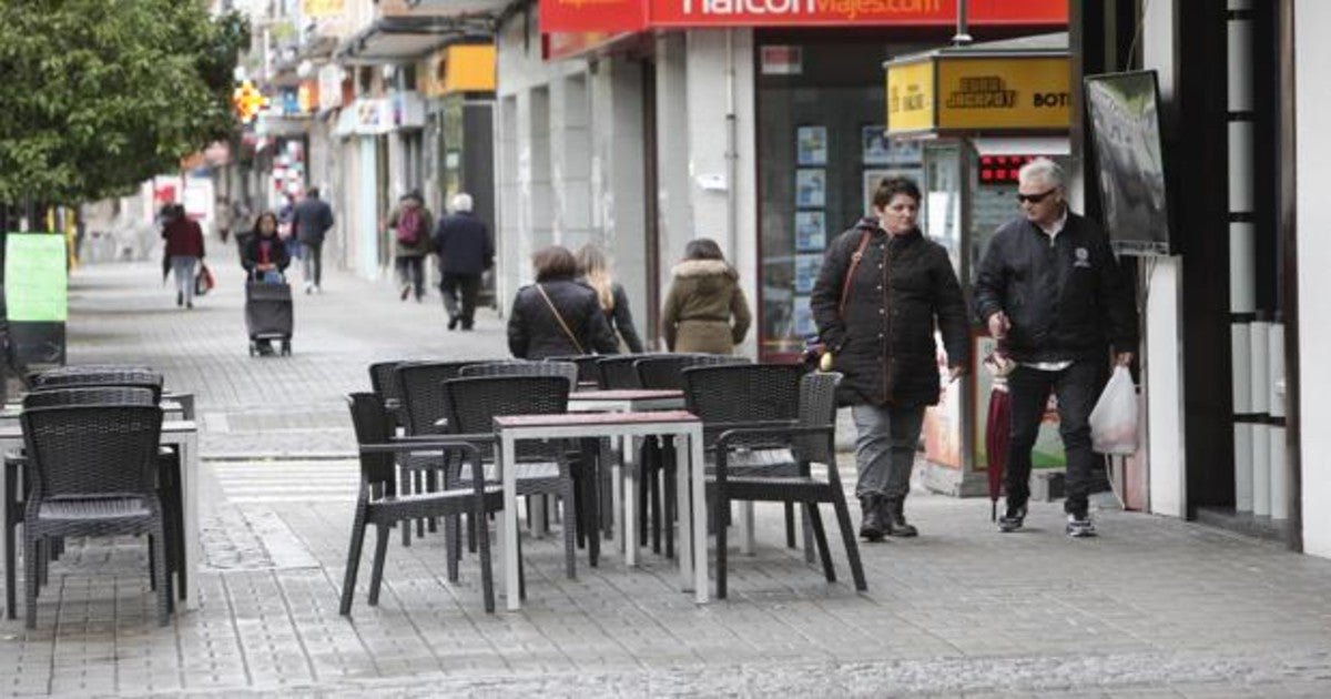 Veladores en la Avenida de Barcelona