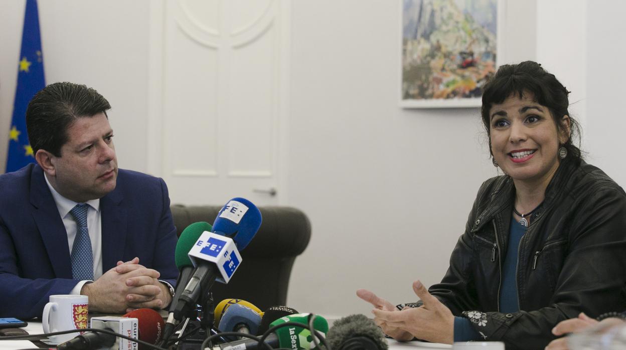 Imagen de la reunión que Picardo y Teresa Rodríguez han mantenido este viernes