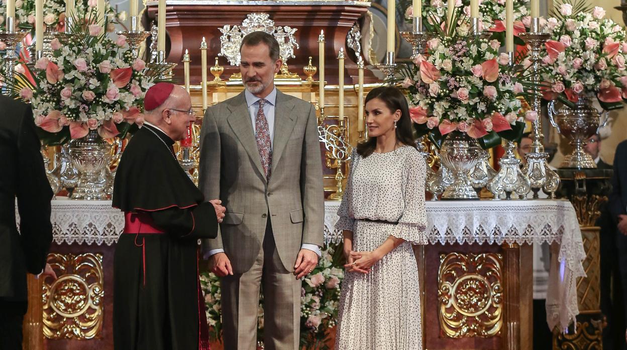 Los Reyes de España, Sus Majestades Felipe VI y Doña Letizia en su visita a la Virgen del Rocío