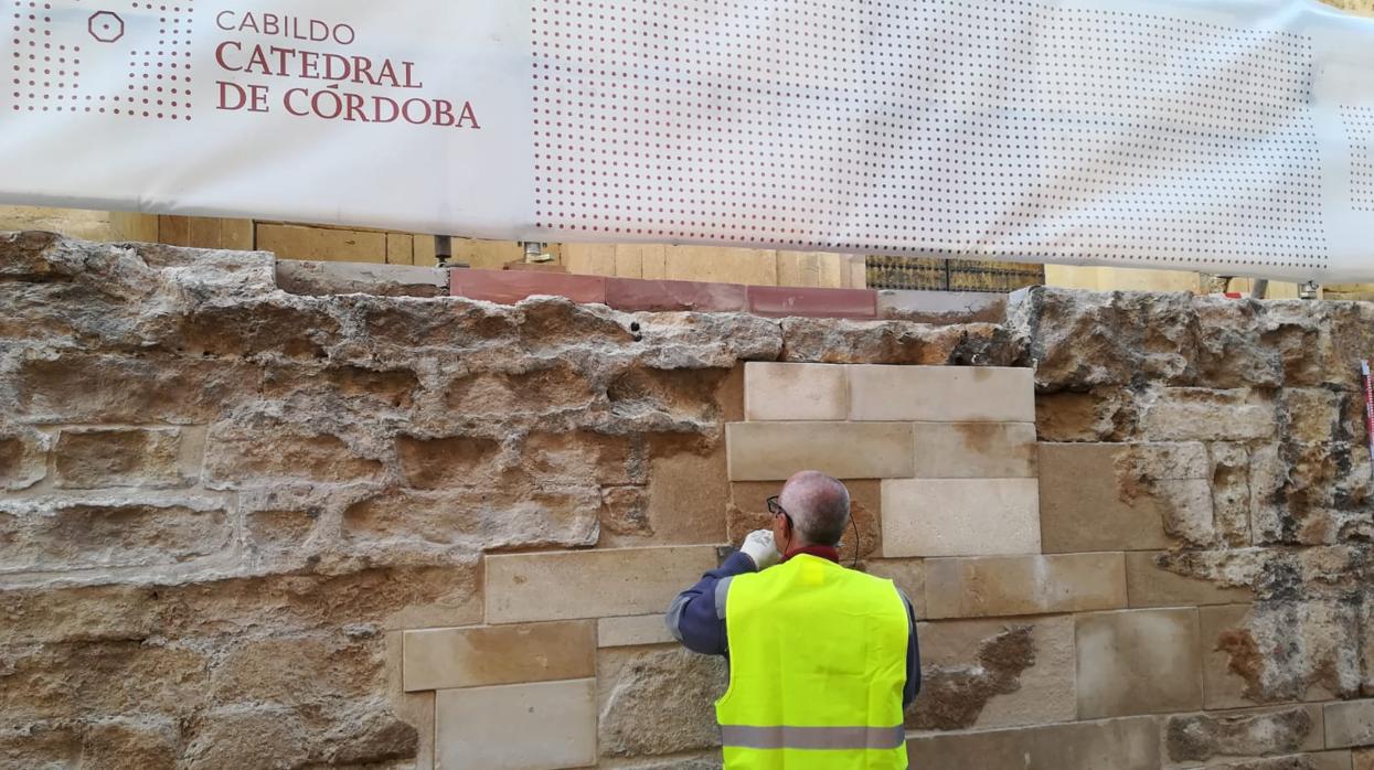 Foto de denuncia de la Plataforma, que son en realidad trabajos de restauración