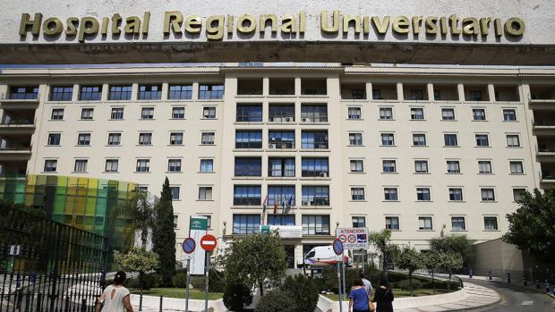 Málaga logra contener los contagios diarios en abril por debajo de los cien
