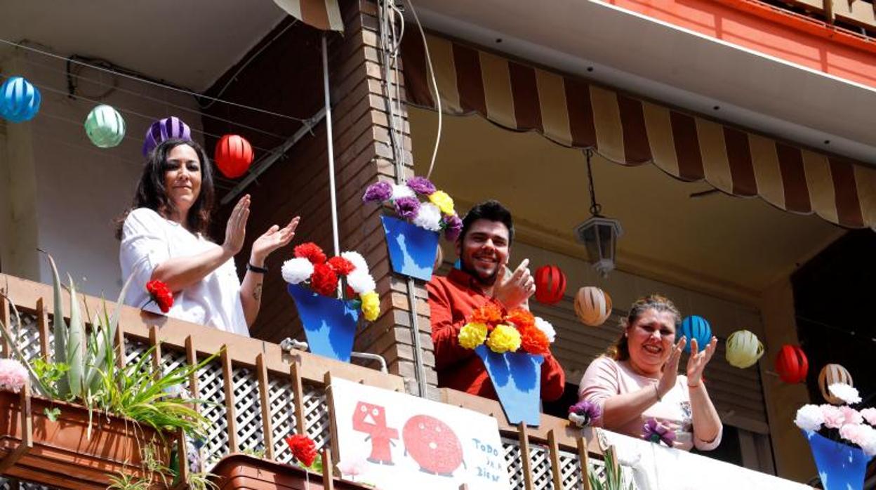 Yolanda Almagro: Caceroladas versus aplausos