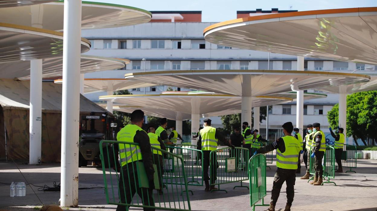 La BRI X habilita un circuito para test en coche de Covid-19 en las Setas, junto al centro Castilla del Pino