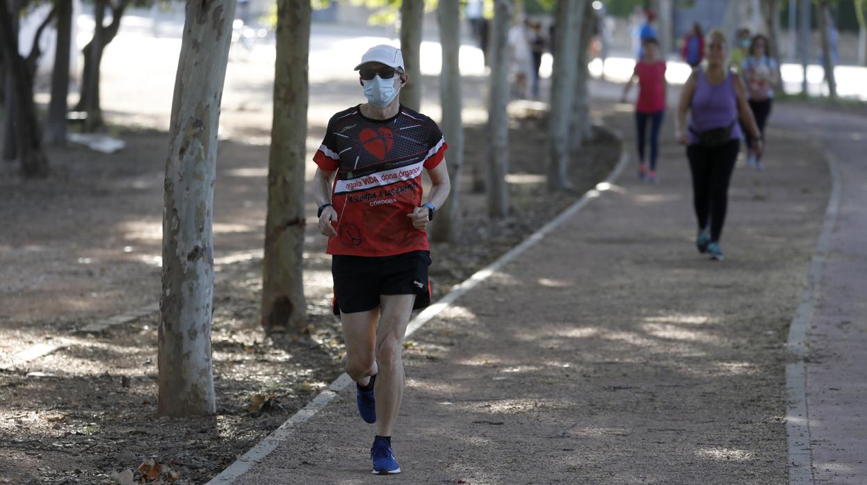 Corredores en el circuito del Tablero en Córdoba