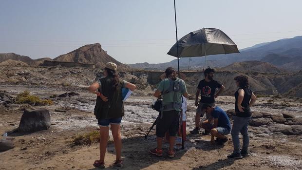 Los «forajidos» vuelven a rodar y a visitar el Desierto de Tabernas en Almería