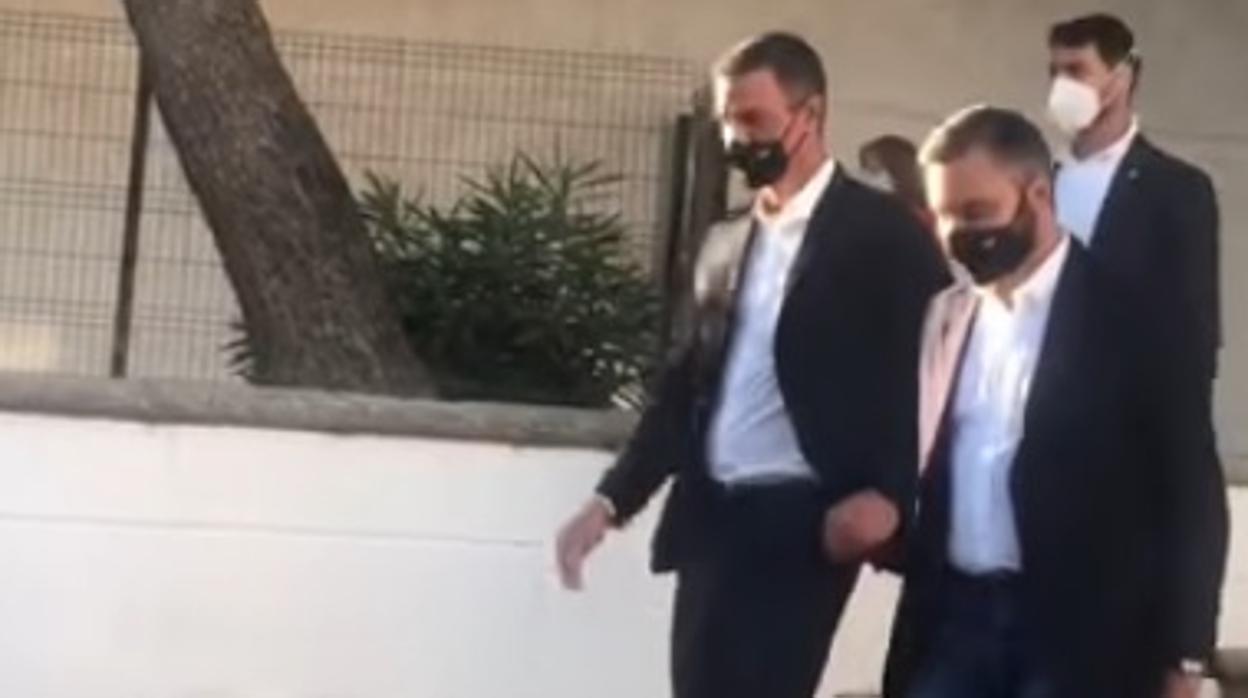 El presidente del Gobierno, Pedro Sánchez, a la salida del funeral en Matalascañas