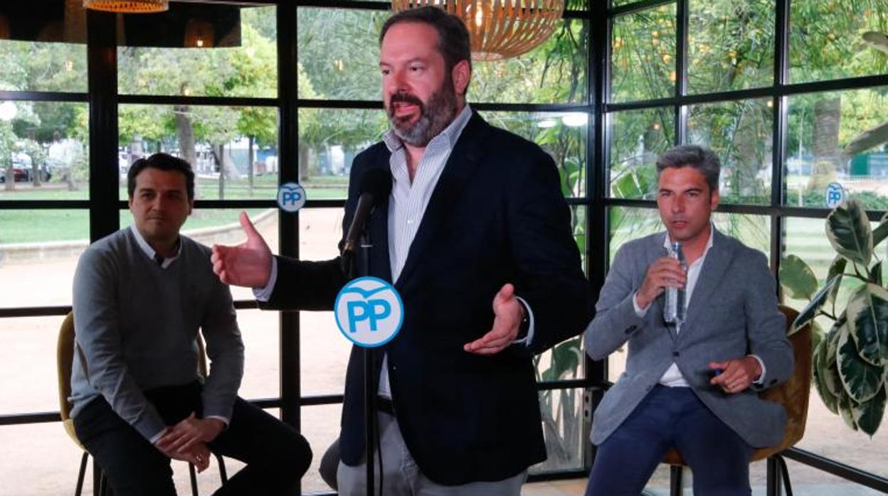 Adolfo Molina, presidente del PP de Córdoba en un acto de los populares