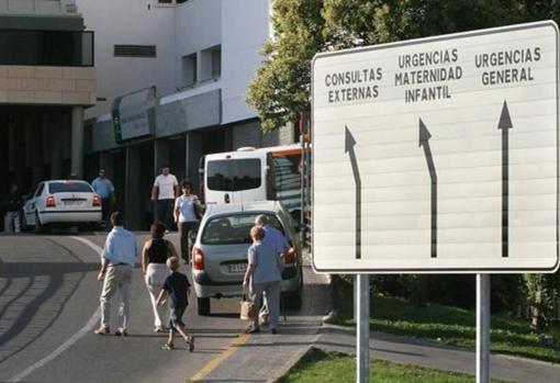 Juan Luis Pérez Navero, pediatra: «Los menores de 12 años infectan menos el Covid-19»