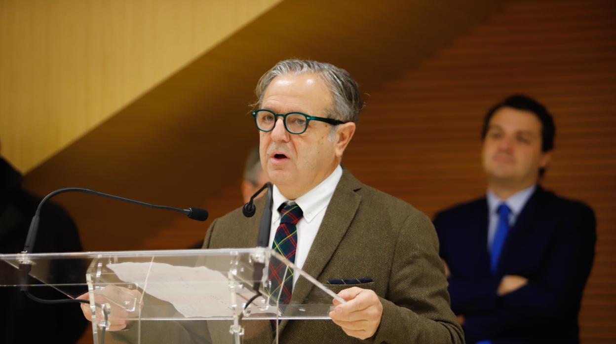 Salvador Fuentes, en una presentación