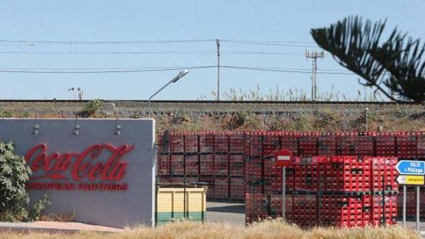 El cierre de Coca-Cola en Málaga acaba con 60 años de burbujeante historia en la ciudad
