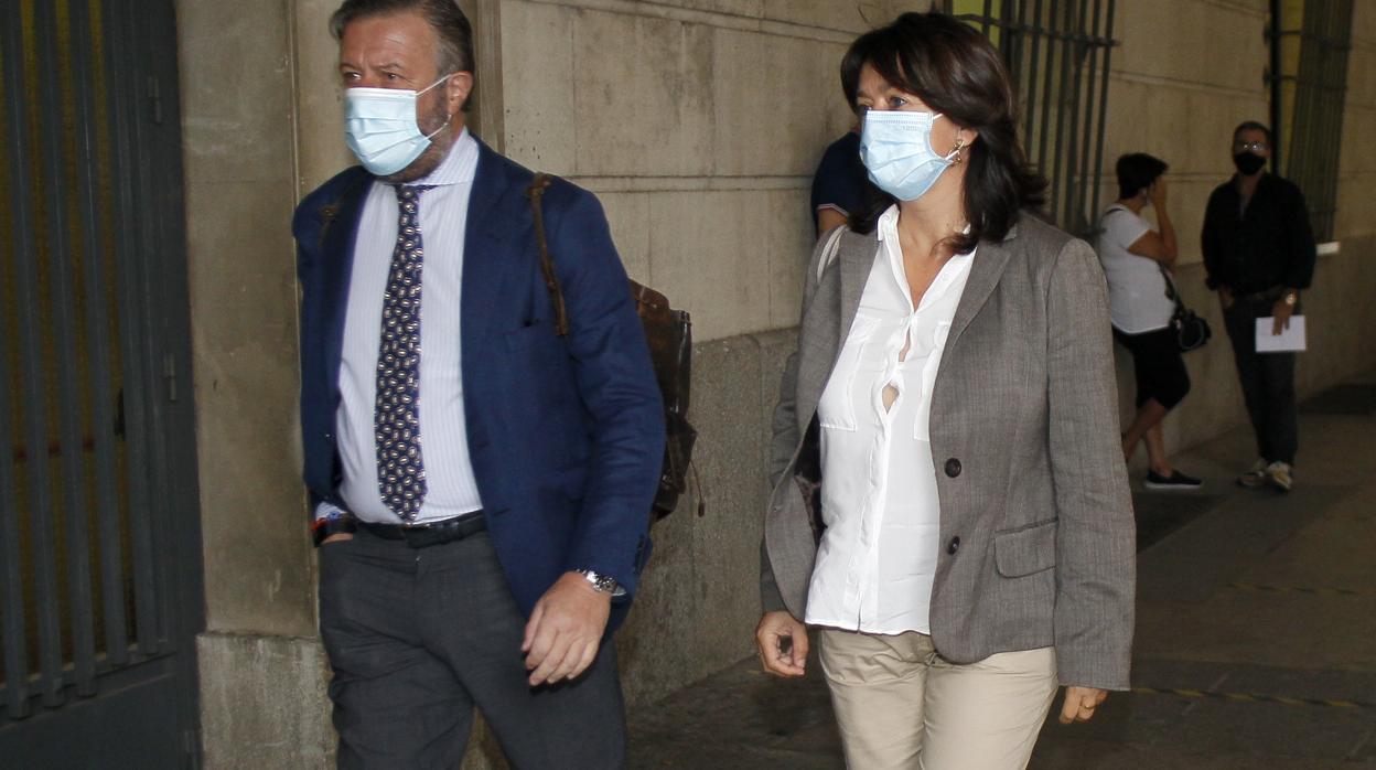 La exdirectora económica-financiera de la Faffe, Ana Valls, a su llegada al juzgado