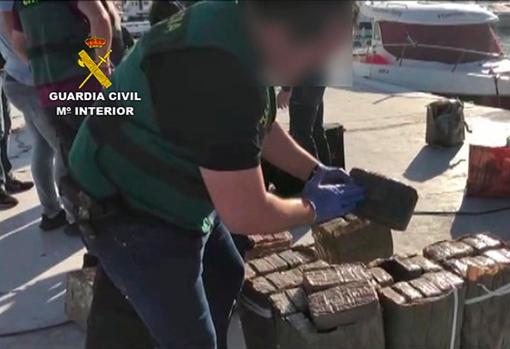 Hachís incautado en uno de los puertos andaluces