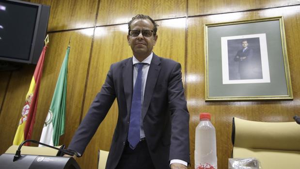 El director de Canal Sur admite que omitió «por error» la noticia de la Gürtel y pide disculpas