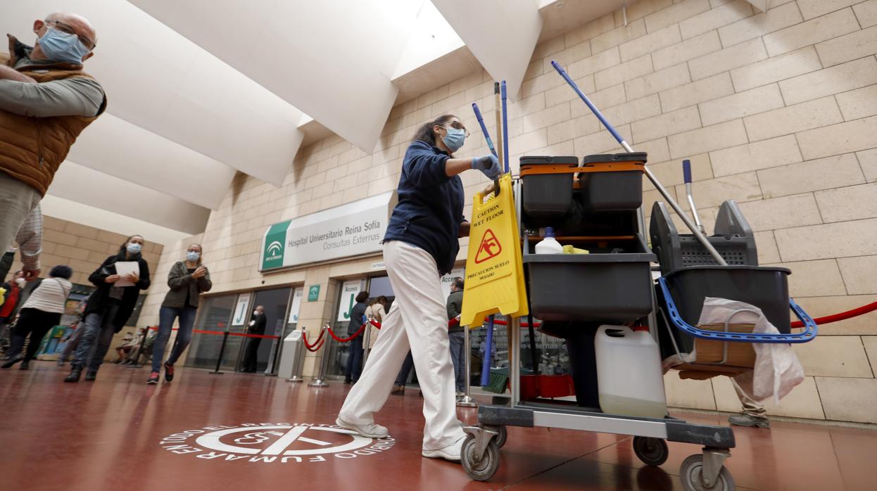 Andalucía suna este viernes más de 5000 nuevos contagios