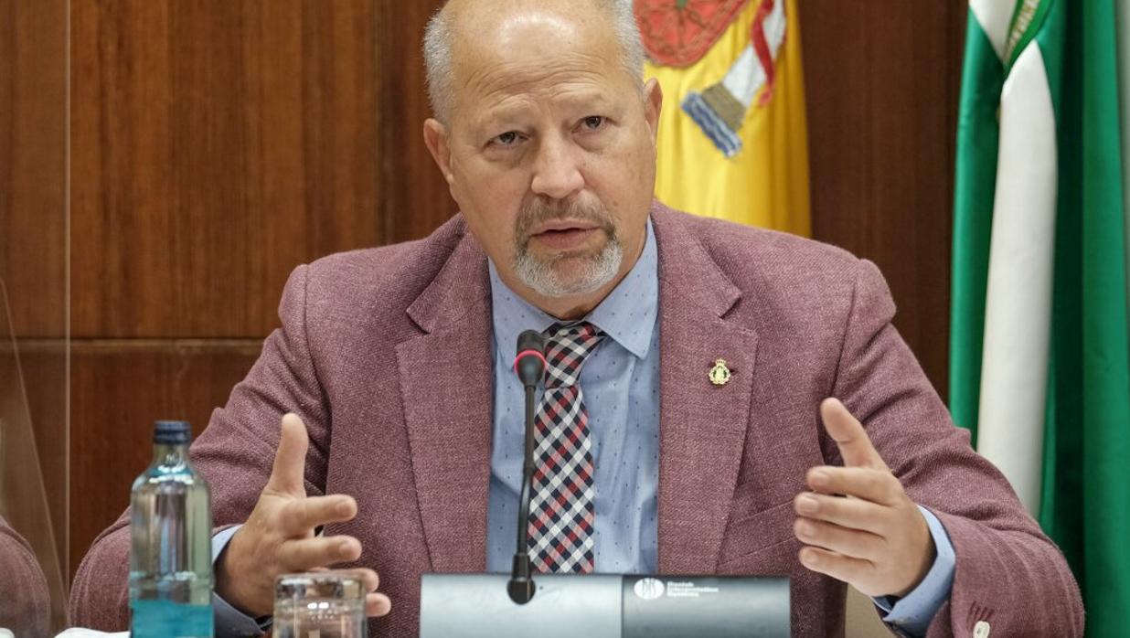 El consejero de Educación y Deporte, Javier Imbroda