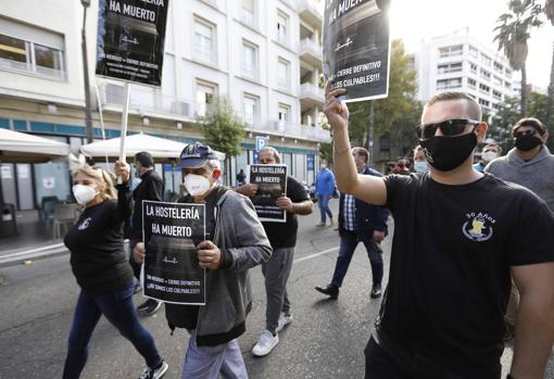 ¿Cuáles serían las ayudas al comercio y la hostelería en Córdoba por la crisis del Covid-19?