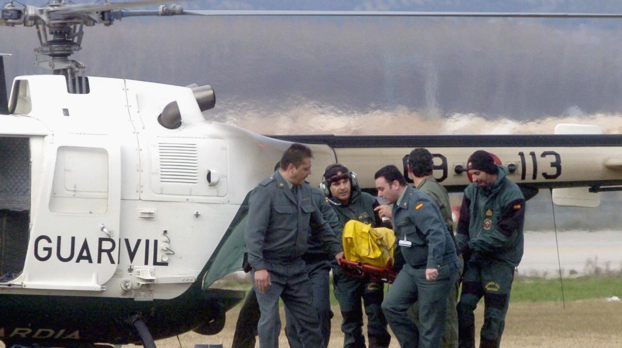 Un montañero rescatado por la Guardia Civil en una imagen de archivo