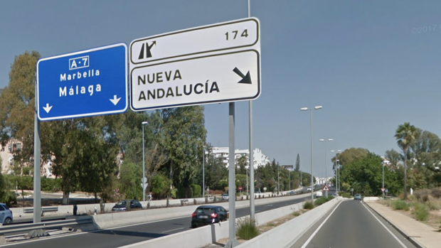 Desalojan una fiesta en un chalet de Marbella con 125 personas de varias nacionalidades