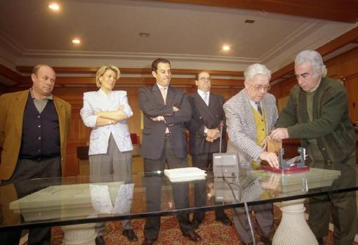 Sorteo del Rey Melchor en 1998 en el Ayuntamiento