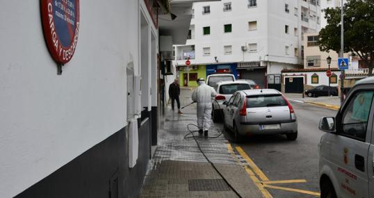 Trabajos de desinfección en San Roque