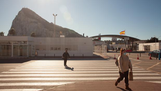 Gibraltar prorroga otra semana su confinamiento por la elevada incidencia del coronavirus