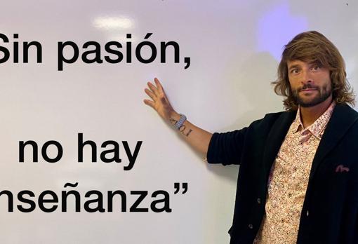 Javier Cachón, área de didáctica de la expresión corporal de la Universidad de Jaén, ha sido elegido mejor docente universitario de España
