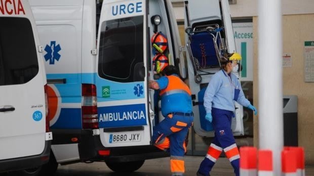 La Policía descarta causas violentas en la muerte de un pequeño en una piscina de Córdoba
