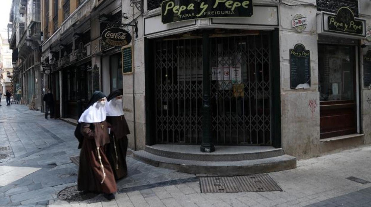 Cese de toda actividad no esencial en Málaga capital debido a la tasa de mil contagios que sobrepasó en los últimos 14 días