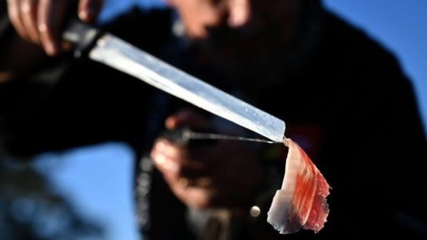 El sector del jamón pone a caldo al semáforo nutricional del Gobierno