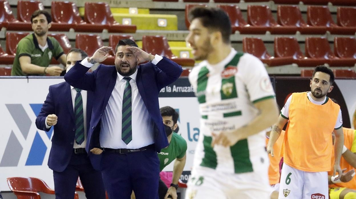 El entrenador del Córdoba Patrimonio de la Humanidad, Josan González