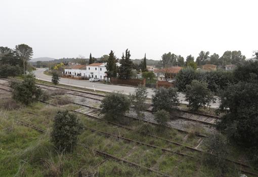 Estación de Obejo, el pequeño núcleo donde se asienta la vivienda de la exregidora