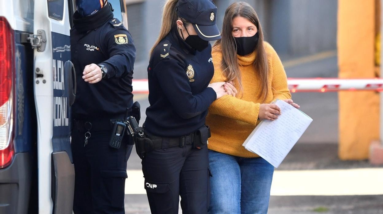 La madre acusada de matar a su hijo de 7 años en Almería: «No sé por ...