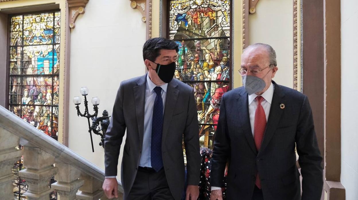 Juan Marín, este viernes en Málaga junto al alcalde de la capital, Francisco de la Torre