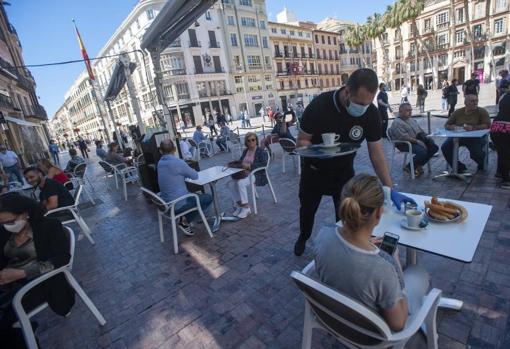 Los bares podrán abrir hasta las 22:30 horas