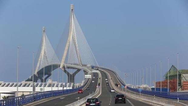 Guía de restricciones en Cádiz para Semana Santa 2021: toque de queda, movilidad y horarios