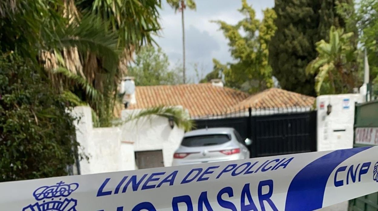 Precinto en el chalé donde murió el DJ en Marbella