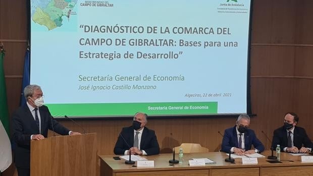 Tres empresas planean invertir 700 millones en el Campo de Gibraltar tras el cierre de la central térmica