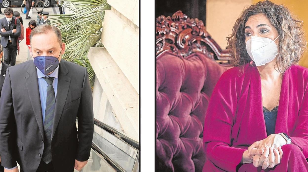 José Luis Ábalos visitó ayer la provincia de Jaén y María Jesús Montero firmó un convenio en Rota