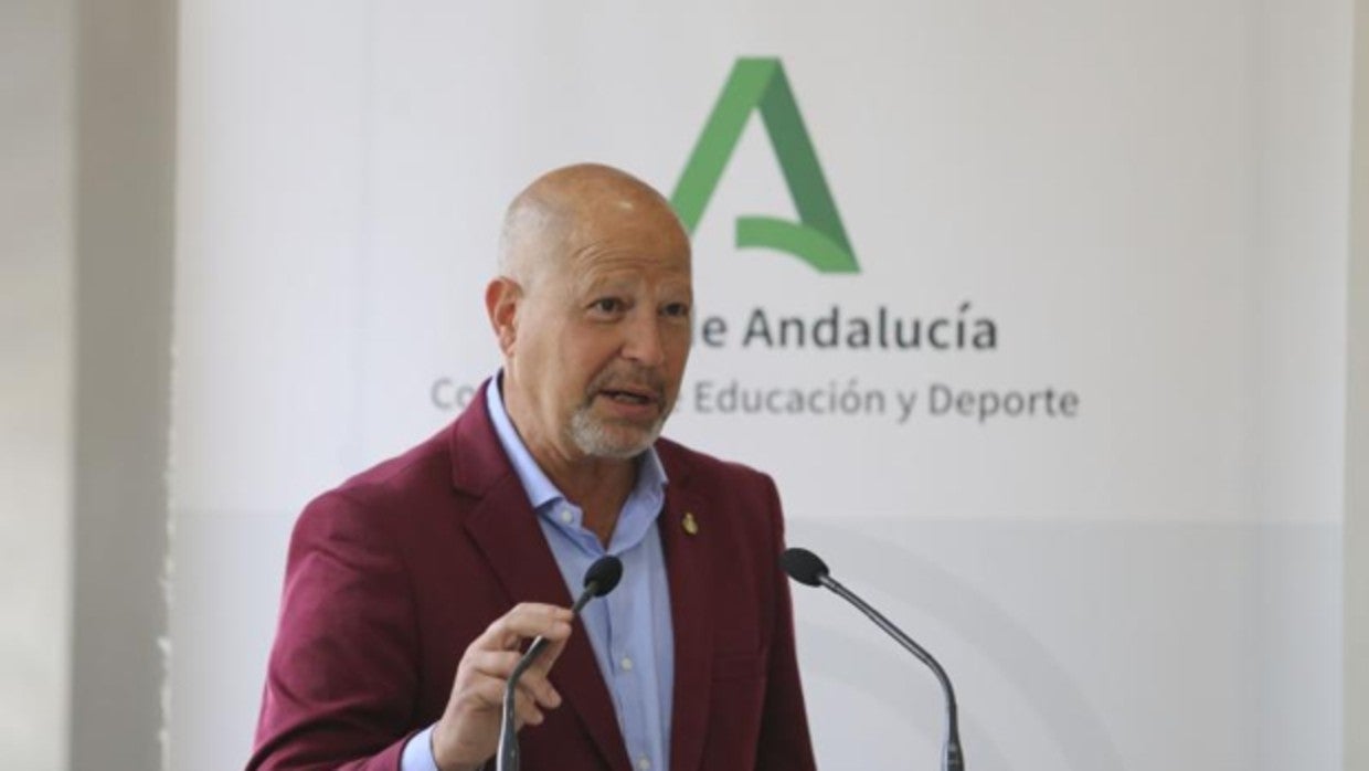 Javier Imbroda, consejero de Educación y Deportes