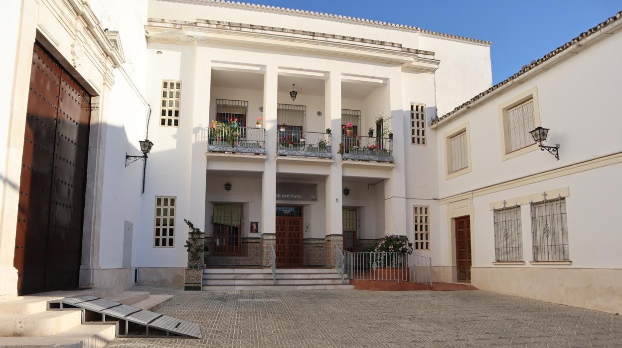 Residencia regentada por las Hermanitas de los Ancianos Desamparados, en Baena